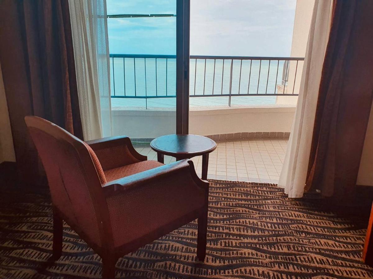 Seaview Deluxe Studio Couples Room S Tanjung Bungah (Penang) Eksteriør bilde