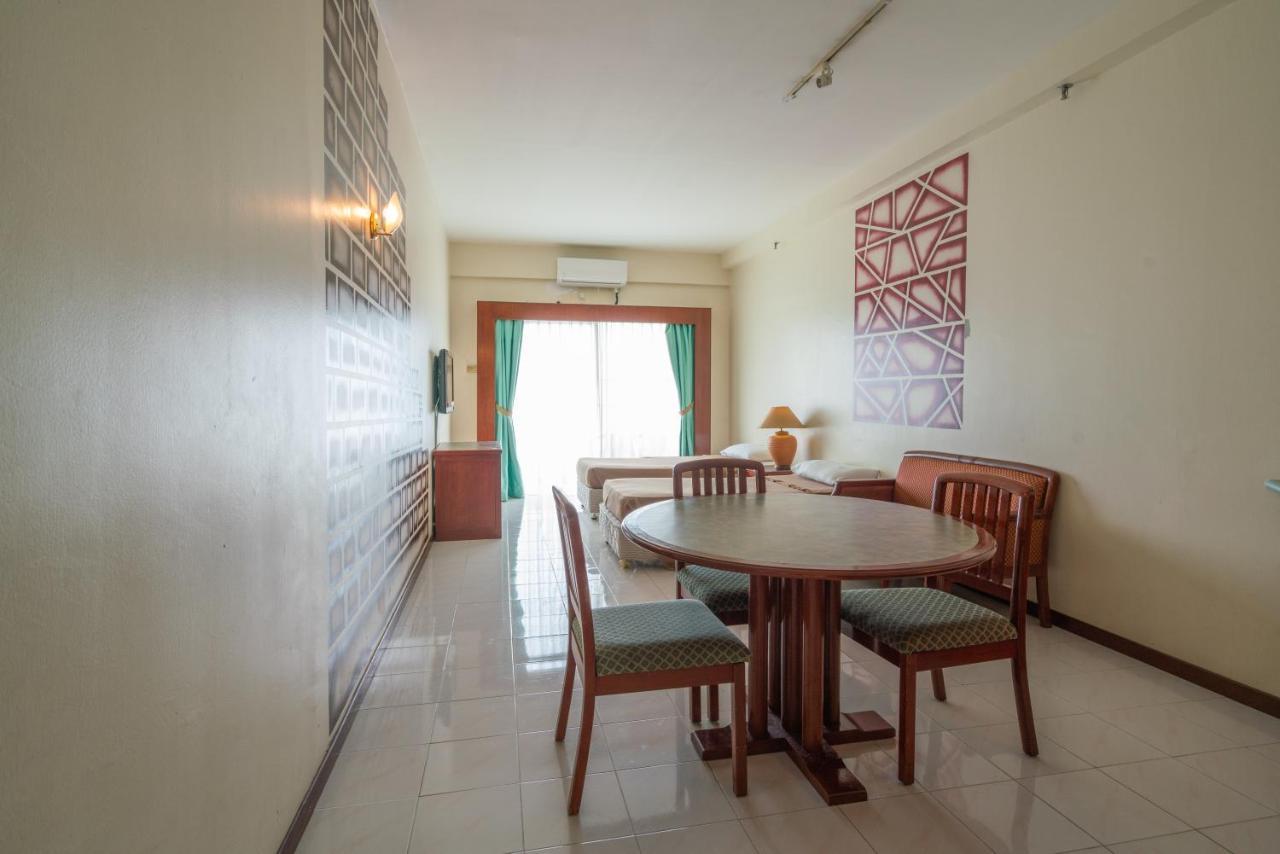 Seaview Deluxe Studio Couples Room S Tanjung Bungah (Penang) Eksteriør bilde