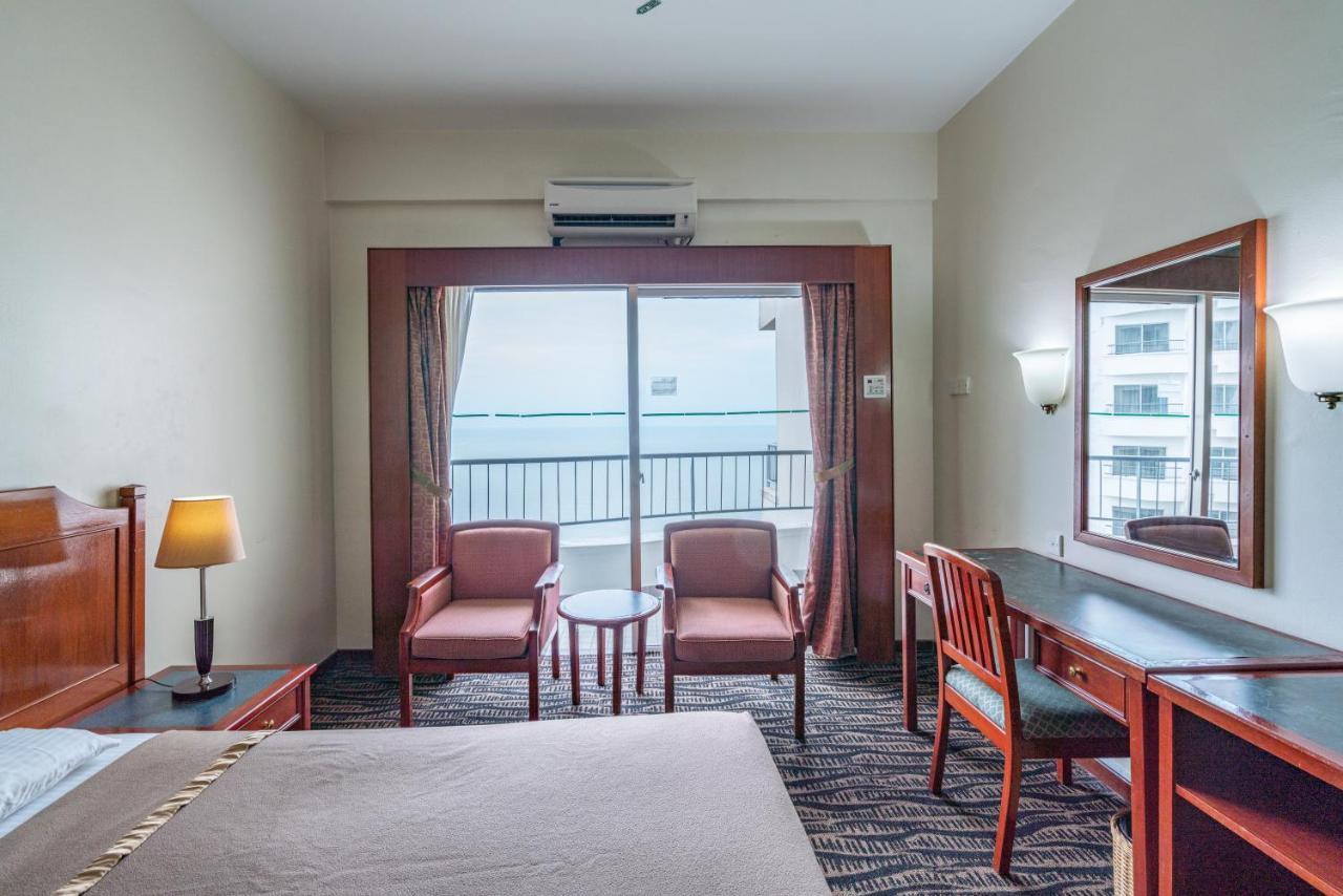 Seaview Deluxe Studio Couples Room S Tanjung Bungah (Penang) Eksteriør bilde