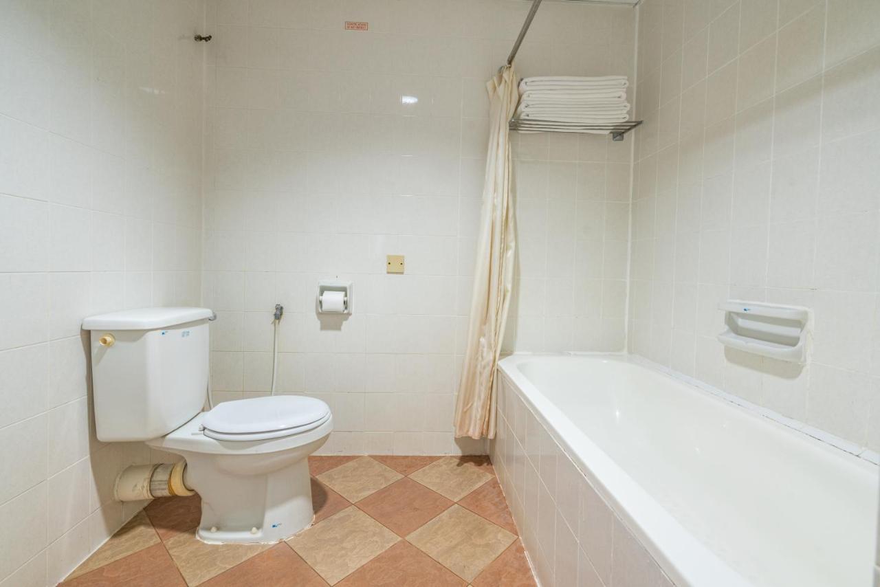 Seaview Deluxe Studio Couples Room S Tanjung Bungah (Penang) Eksteriør bilde