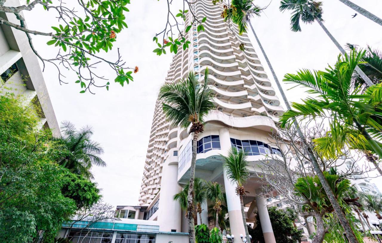 Seaview Deluxe Studio Couples Room S Tanjung Bungah (Penang) Eksteriør bilde