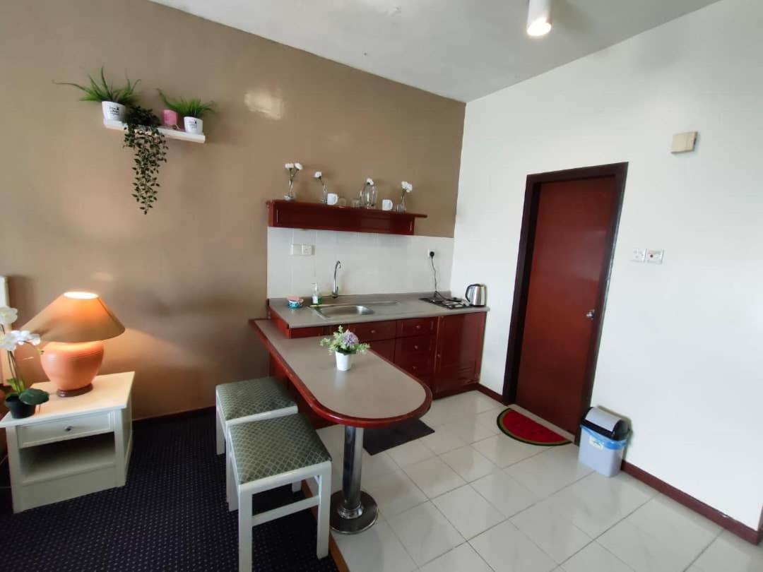 Seaview Deluxe Studio Couples Room S Tanjung Bungah (Penang) Eksteriør bilde
